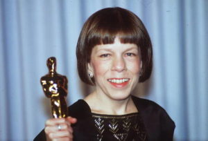 Linda Hunt at the Oscars. 